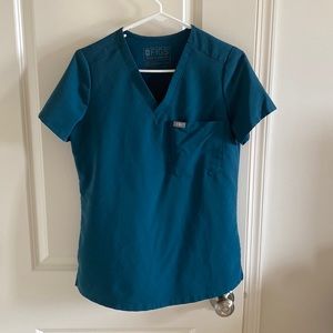 XS Figs Catarina one pocket scrub top in Carribean Blue